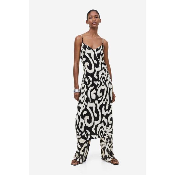 H&M Women's Black White V-Neck Spaghetti Shoulder Straps Crêpe Slip Dress SizeXL - Picture 1 of 13